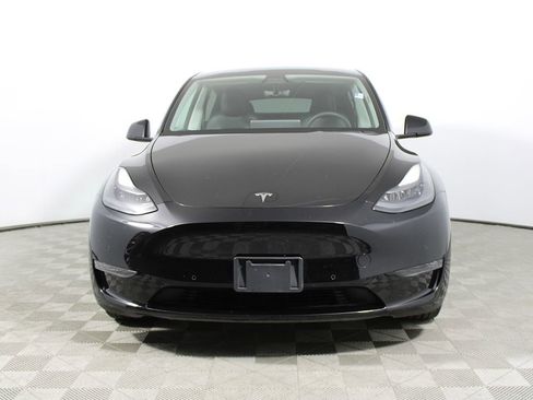 Used 2021 Tesla Model Y Performance image 24