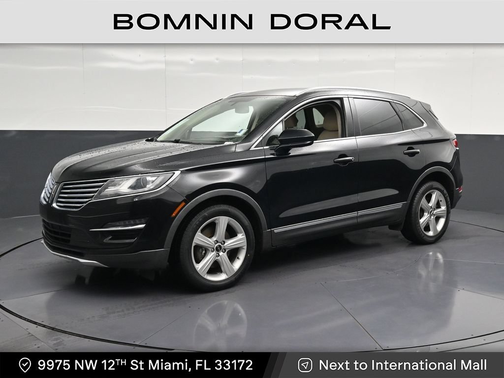 Used 2018 Lincoln MKC Premiere FWD image 1