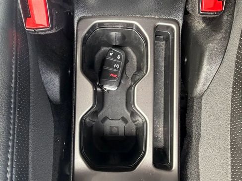 Used 2018 Jeep Renegade Limited FWD image 22