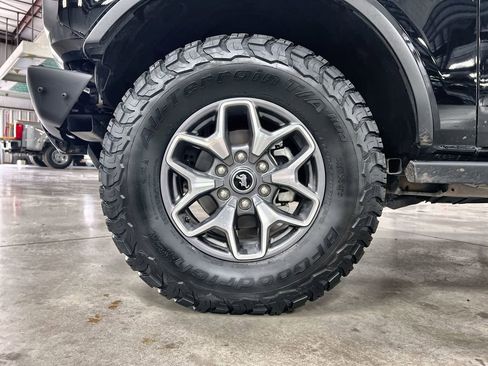 Used 2024 Ford Bronco Badlands AWD/4WD image 12