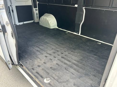 Used 2025 RAM ProMaster 3500 w/ Convenience Group FWD image 31
