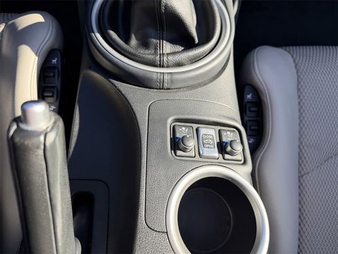 Used 2017 Nissan 370Z Touring Sport image 24