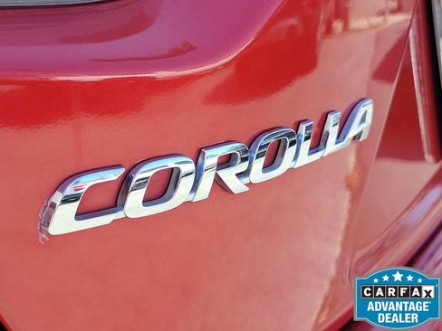 Used 2020 Toyota Corolla LE FWD image 7