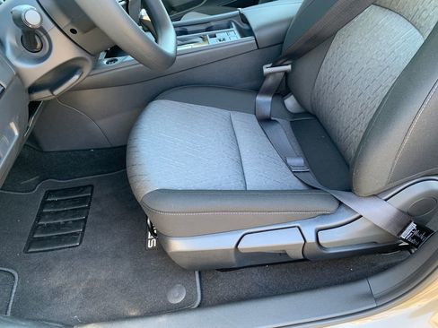 New 2026 Nissan Sentra SV w/ Floor Mat Package FWD image 17