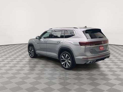 Used 2024 Volkswagen Atlas SEL Premium R-Line AWD/4WD image 43