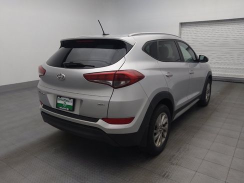 Used 2017 Hyundai Tucson SE w/ SE Popular Package 02 AWD/4WD image 9
