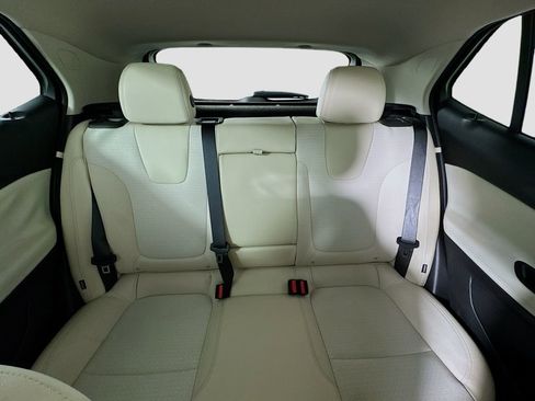 Used 2021 Buick Encore GX Select image 34