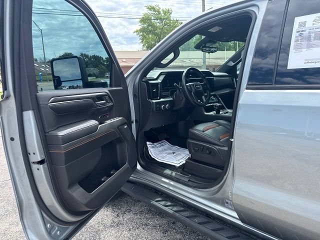 Certified 2024 GMC Sierra 1500 AT4 w/ Technology Package AWD/4WD image 28