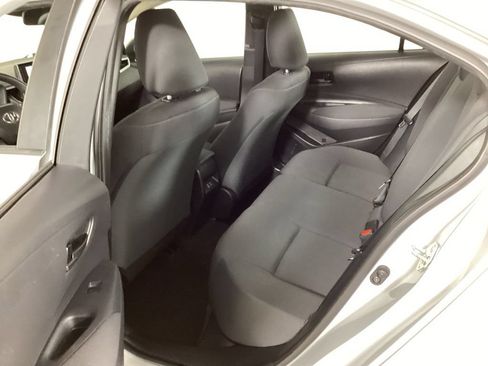Used 2023 Toyota Corolla LE FWD image 30