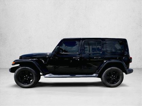 Used 2020 Jeep Wrangler Unlimited Sahara AWD/4WD image 6