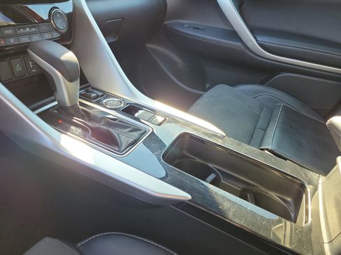 Used 2024 Mitsubishi Eclipse Cross SE image 29