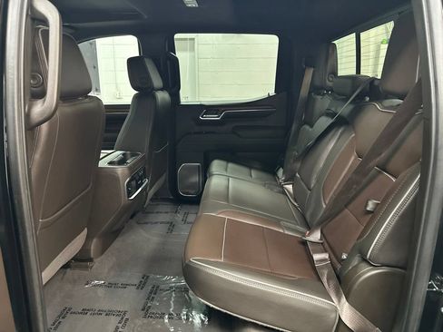 Used 2023 GMC Sierra 1500 Denali w/ Denali Reserve Package AWD/4WD image 22