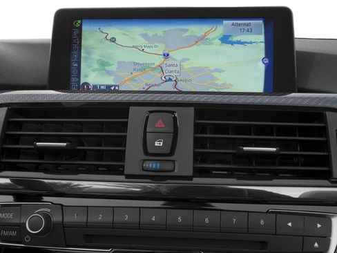 Used 2017 BMW M4 Convertible RWD image 21