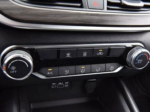 Certified 2025 Nissan Altima 2.5 SV image 15