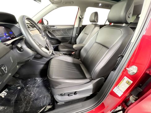 Used 2022 Volkswagen Tiguan SE image 20