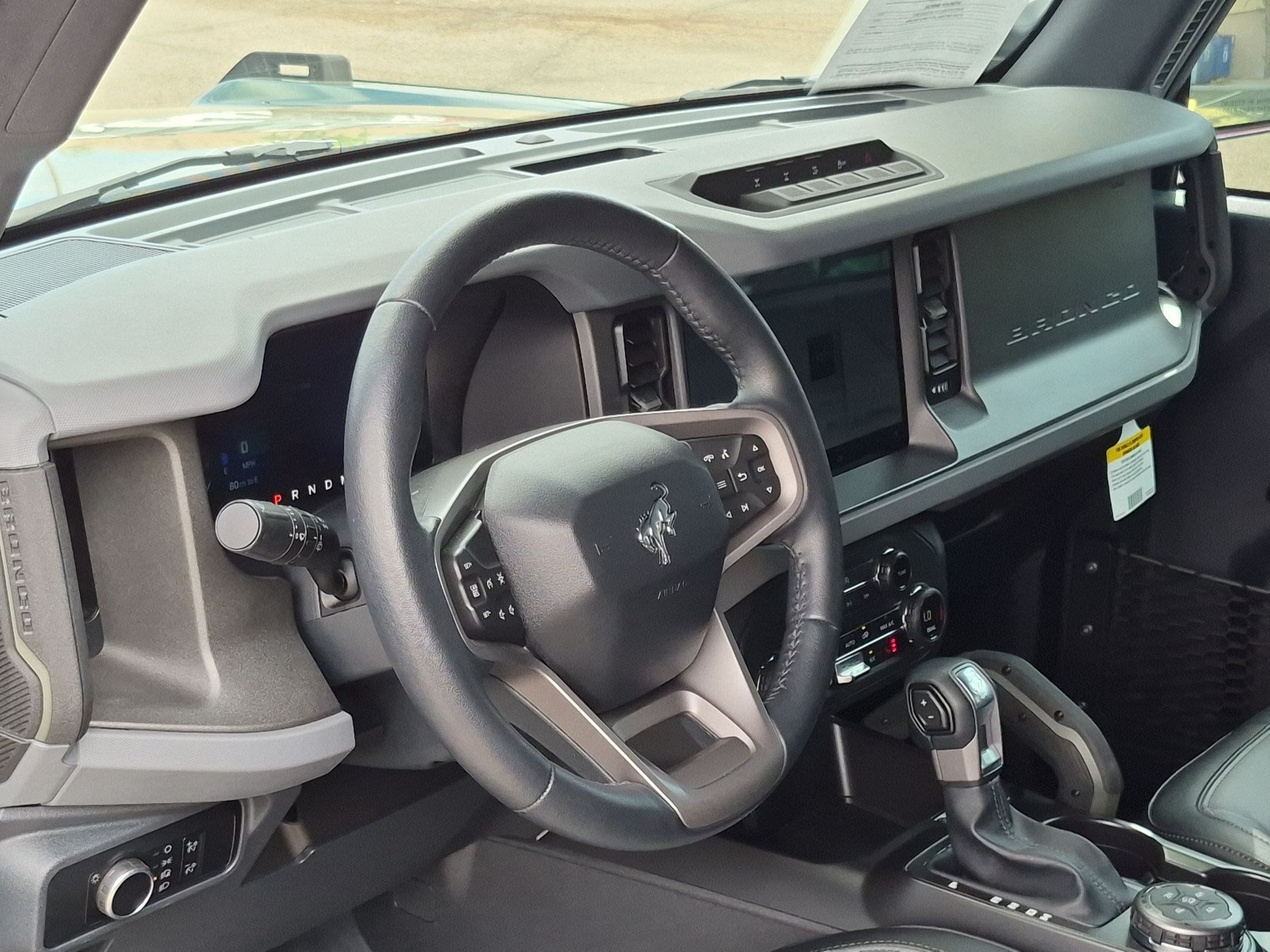 Used 2024 Ford Bronco Everglades AWD/4WD image 13
