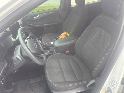 Used 2023 Ford Escape Active w/ Tech Pack #2 image 9