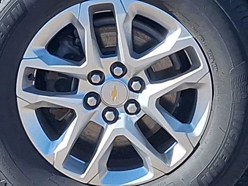 Certified 2023 Chevrolet Traverse LS image 15