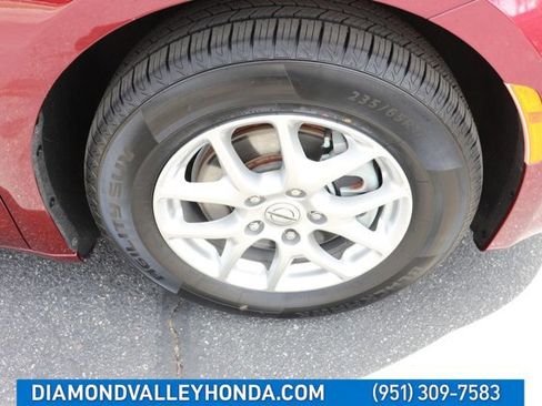 Used 2023 Chrysler Voyager LX FWD image 28