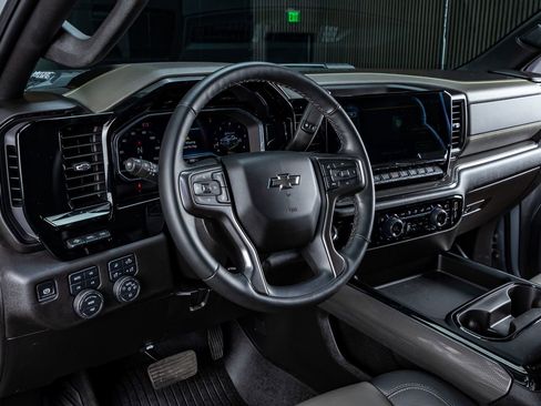 Used 2025 Chevrolet Silverado 2500 ZR2 w/ ZR2 Bison Edition image 18