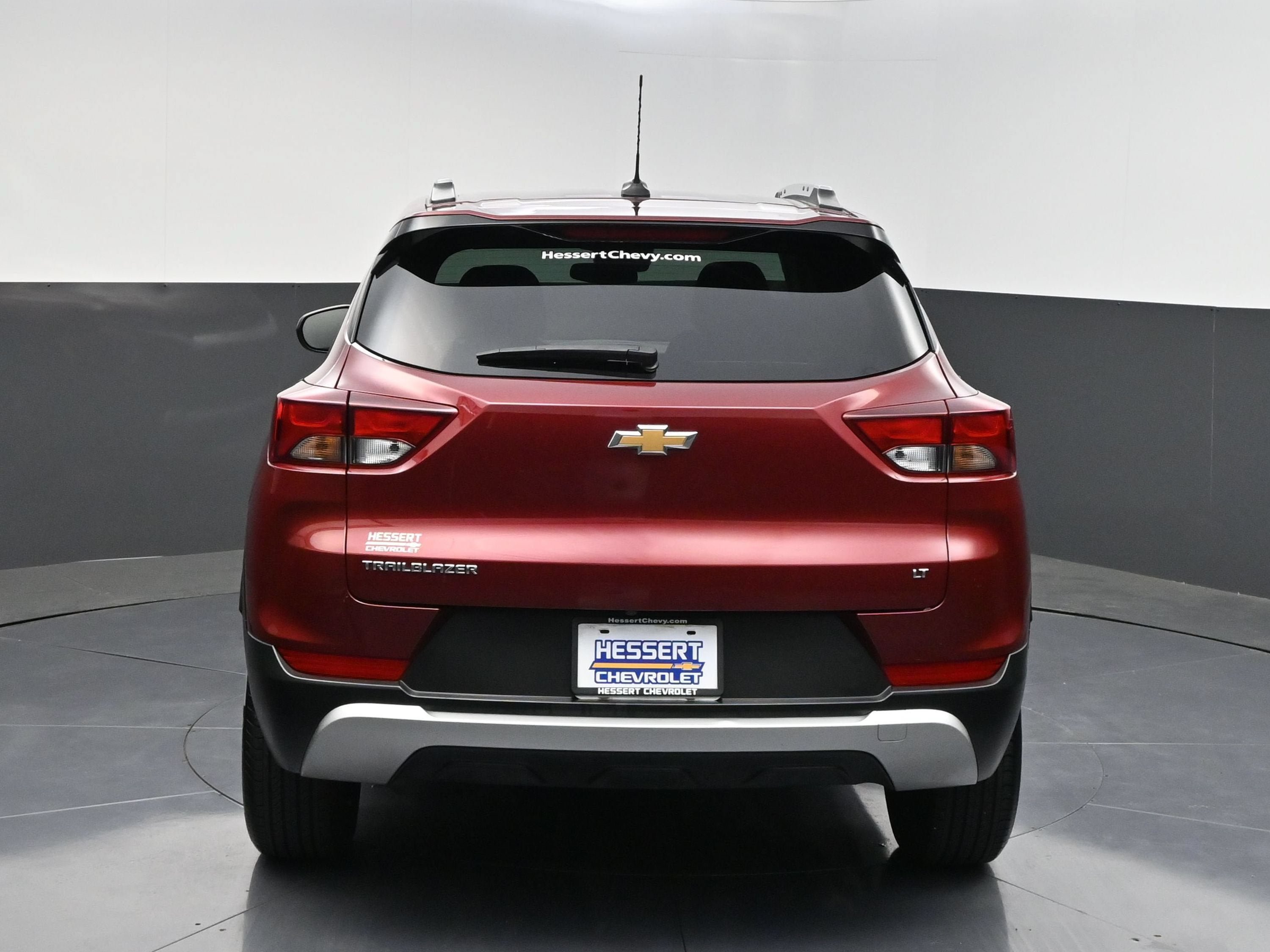 Used 2023 Chevrolet TrailBlazer LT FWD image 7