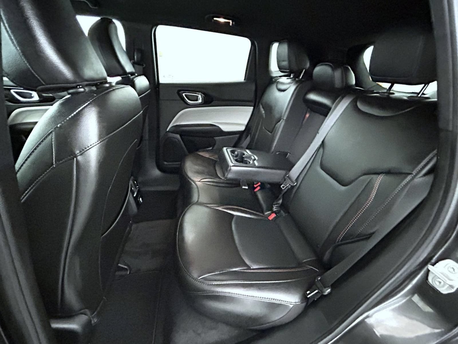 Used 2023 Jeep Compass Limited AWD/4WD image 19