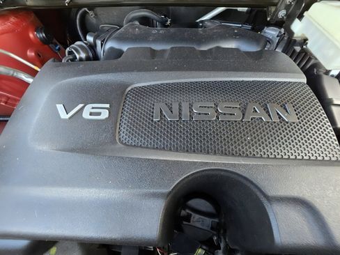 Used 2023 Nissan Pathfinder Platinum image 24