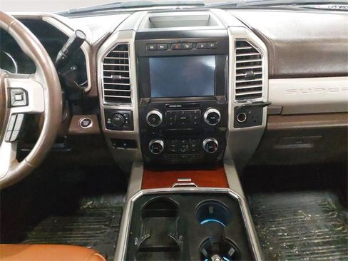 Used 2018 Ford F350 King Ranch w/ King Ranch Ultimate Package image 11