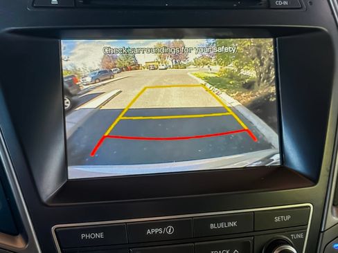 Used 2017 Hyundai Santa Fe Limited AWD/4WD image 26
