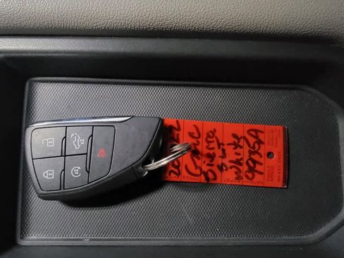 Used 2022 GMC Sierra 1500 SLT w/ Max Trailering Package image 22