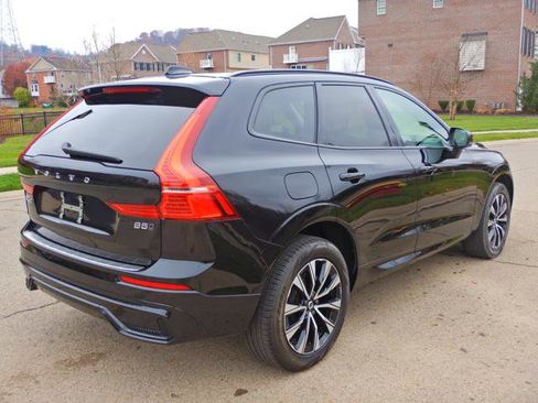 Used 2024 Volvo XC60 B5 Core w/ Protection Package Premier image 5