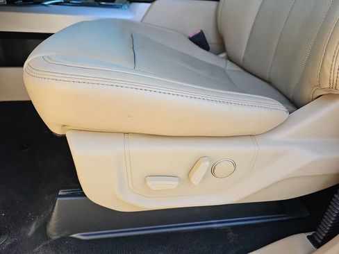Certified 2021 Ford F250 Lariat w/ Chrome Package AWD/4WD image 18