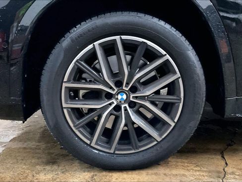 Used 2023 BMW X1 xDrive28i w/ Premium Package image 12