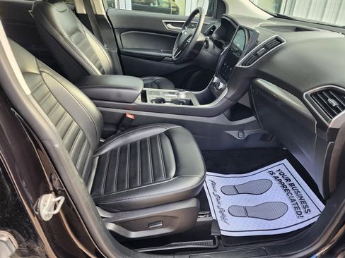 Used 2023 Ford Edge SEL image 15
