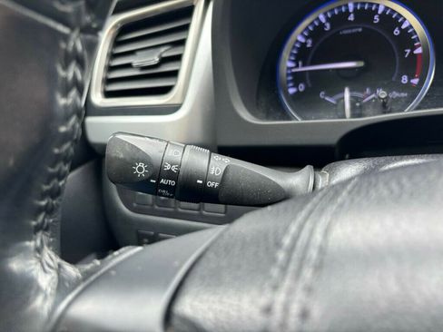 Used 2018 Toyota Highlander XLE image 38