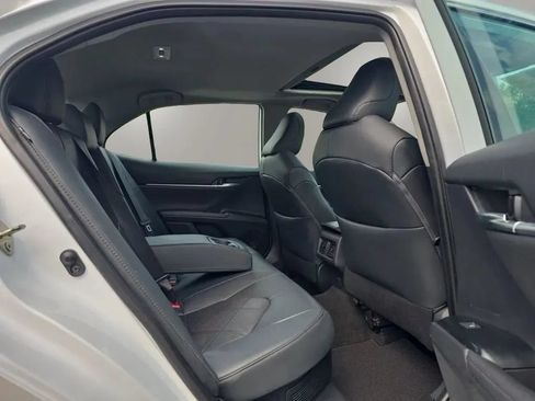 Used 2019 Toyota Camry XLE w/ Driver Assist Package FWD image 50