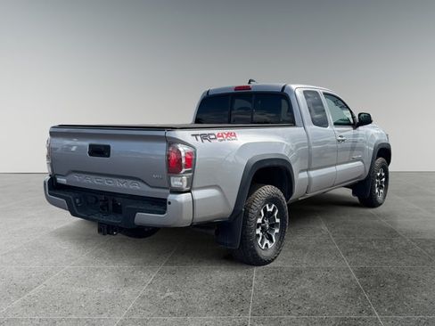 Certified 2021 Toyota Tacoma TRD Off-Road w/ Technology Package AWD/4WD image 5