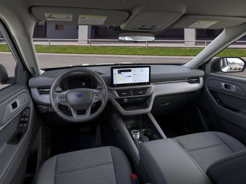 New 2026 Ford Explorer Active RWD image 9