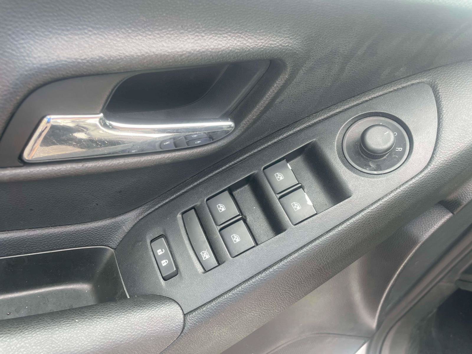 Used 2019 Chevrolet Trax LS w/ Tint and Cruise Package FWD image 11
