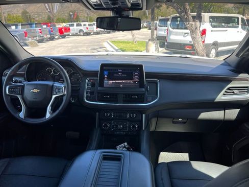Used 2021 Chevrolet Tahoe LT w/ LT Signature Package AWD/4WD image 22
