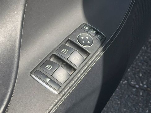Used 2021 Tesla Model S AWD image 14