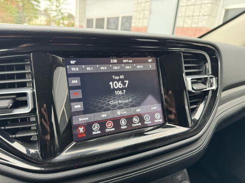 Used 2021 Dodge Durango SXT image 19