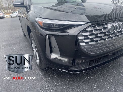 Certified 2025 Audi Q5 Premium w/ Convenience Package image 10