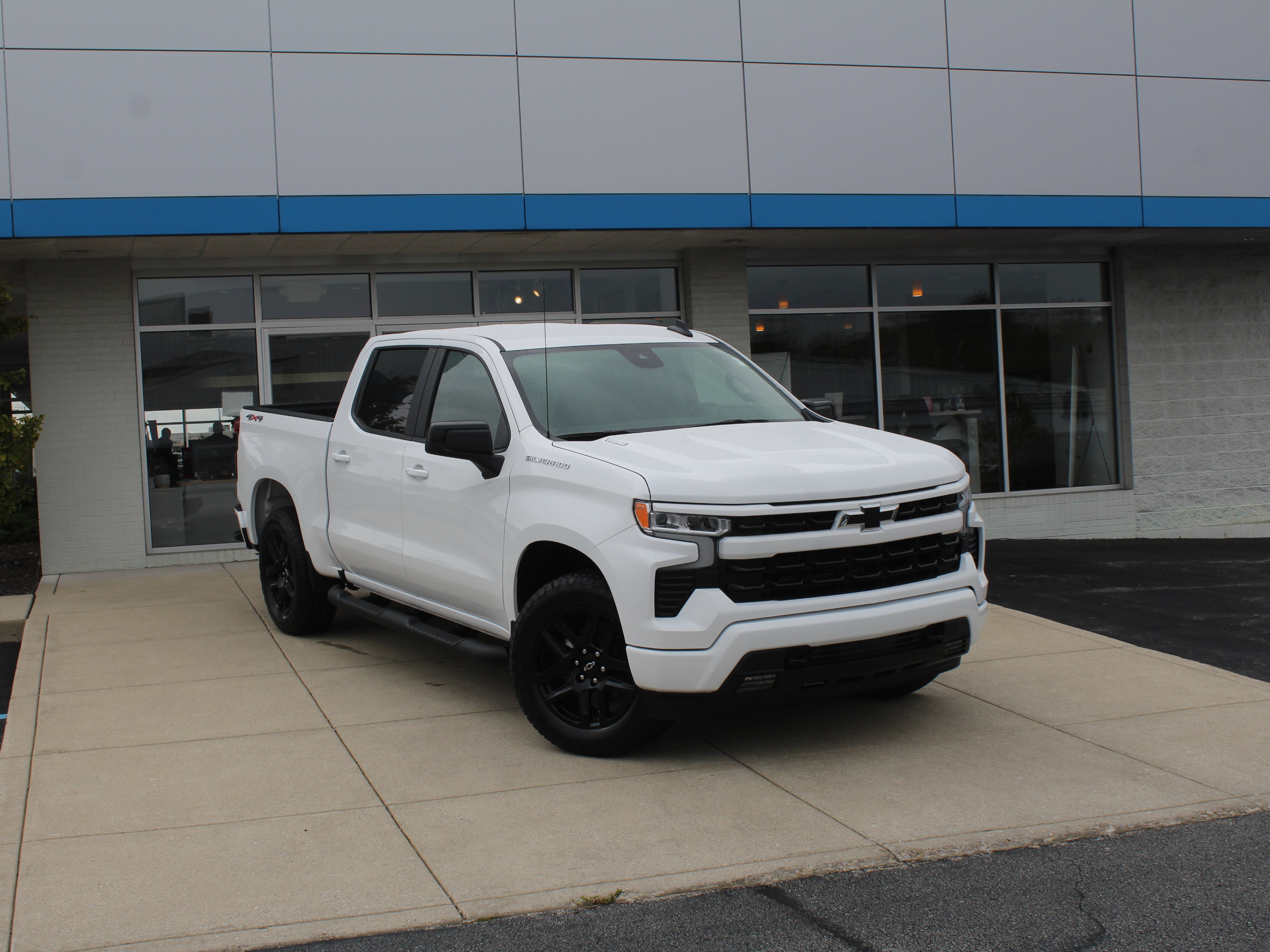 New 2026 Chevrolet Silverado 1500 RST w/ RST Select Package AWD/4WD image 4