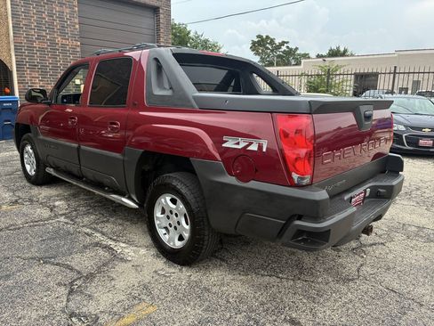 Used 2005 Chevrolet Avalanche Z71 w/ Preferred Equipment Group AWD/4WD image 7
