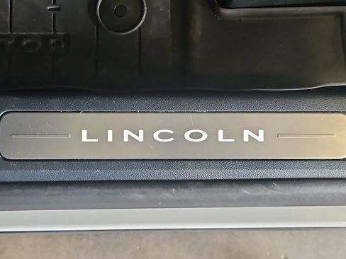 Used 2025 Lincoln Aviator Reserve w/ Illumination Package AWD/4WD image 28