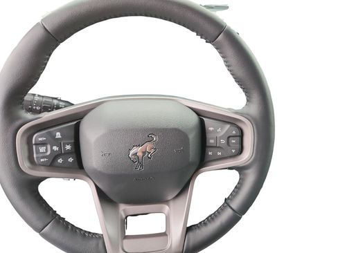 New 2026 Ford Bronco Badlands image 16