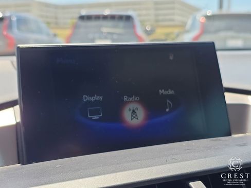 Used 2017 Lexus NX 200t FWD image 19