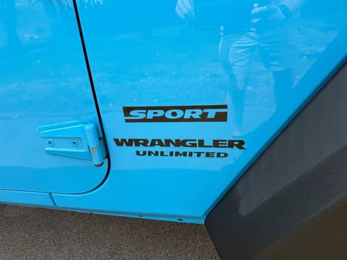 Used 2017 Jeep Wrangler Unlimited Sport w/ Quick Order Package 24S image 15
