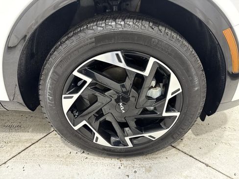Used 2024 Kia Sportage SX AWD/4WD image 35